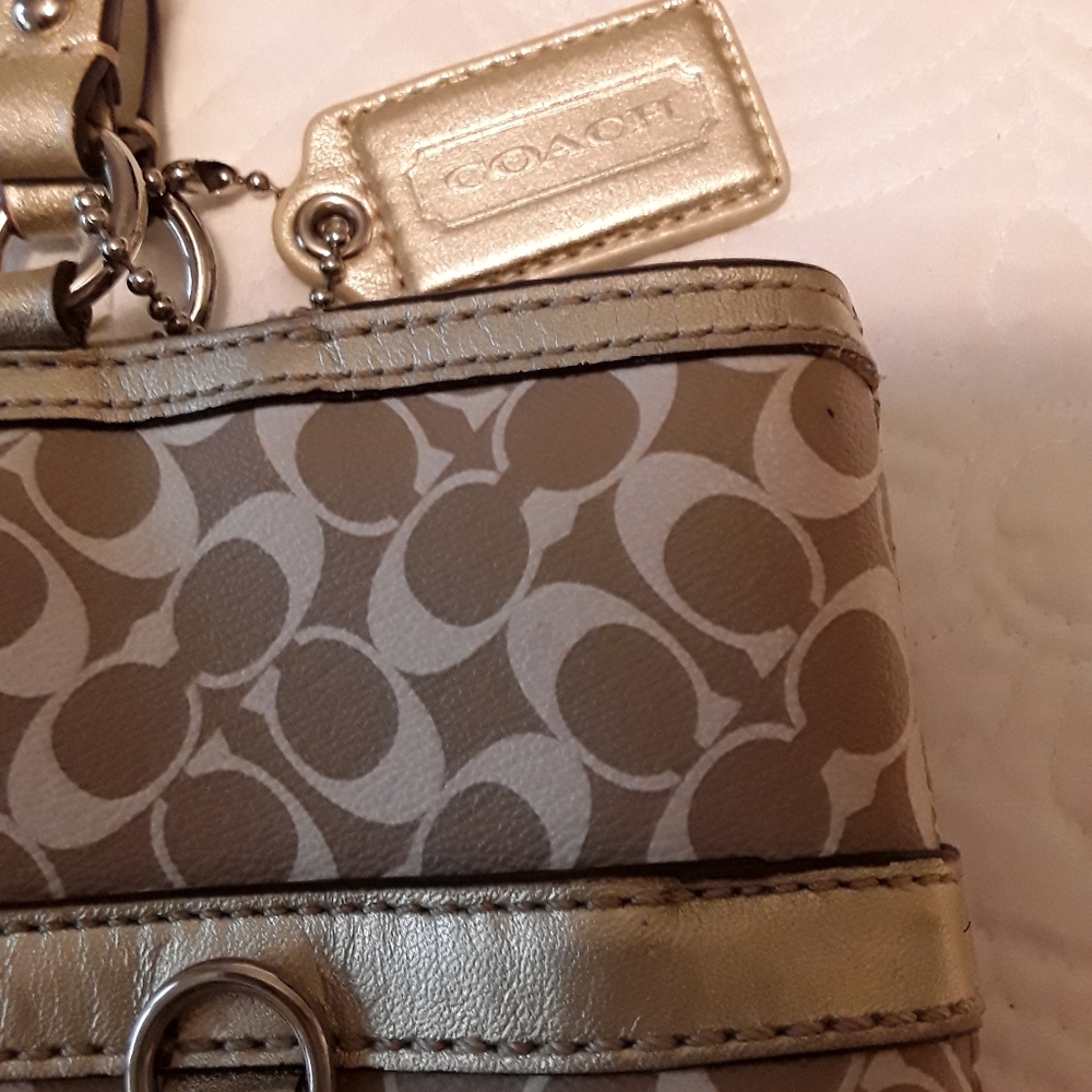 Coach Purse - Picture 5 of 13